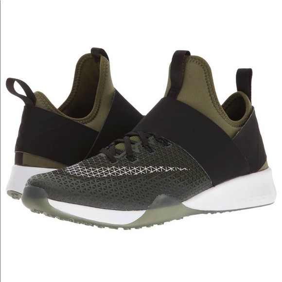 Nike Shoes - NIKE | Air Zoom Strong